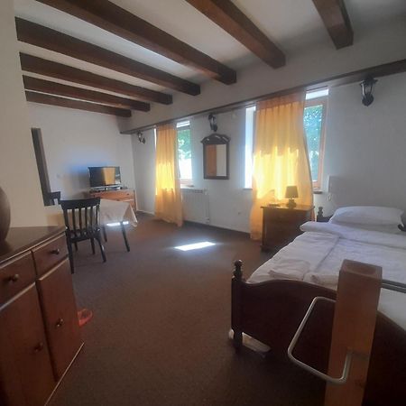 Teuta Palace Dom Faletici Hotel Saraievo Exterior foto
